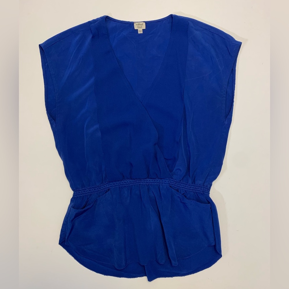 Wilfred Aritzia 100% Silk Royal Blue Smocked Waist Blouse - Size XXS‎